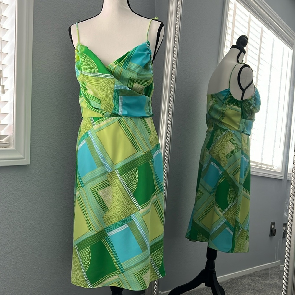 Fabulous Colorful 100% Silk 💚 St. Vincent Dress with Adjustable Straps - Size 8